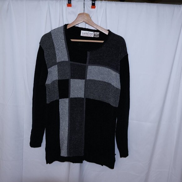 Carolina Colors Black Silver Gray Sweater Size Medium Acrylic - Picture 2 of 16